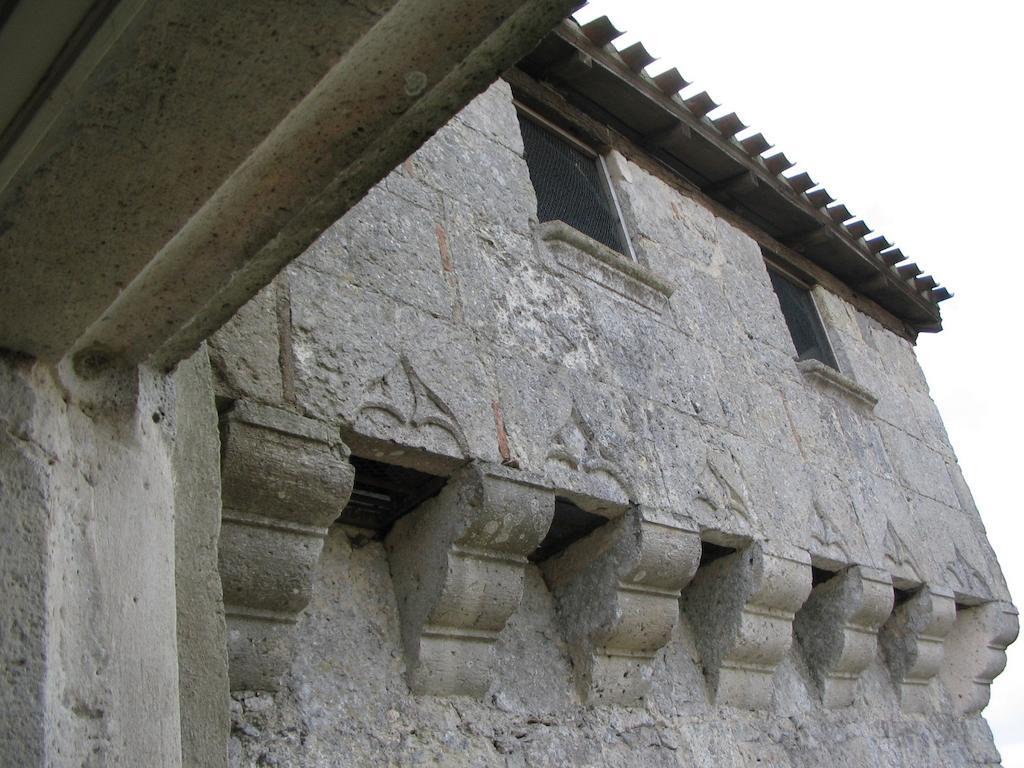 Chateau De Fourcès Exterior foto